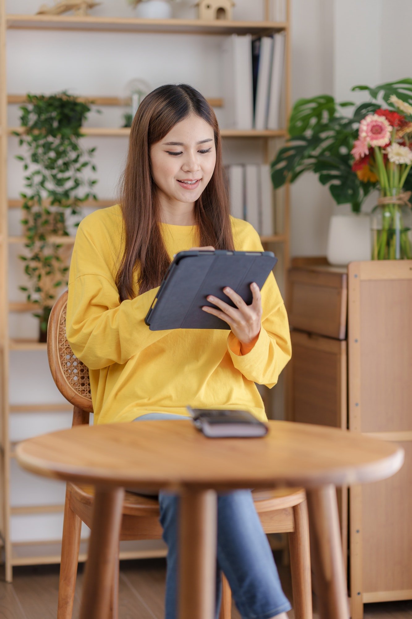 beautiful-asian-business-woman-working-at-home-using-digital-tablet-with-peace-of-mind-.jpg beautiful-asian-business-woman-working-at-home-using-digital-tablet-with-peace-of-mind-.jpg